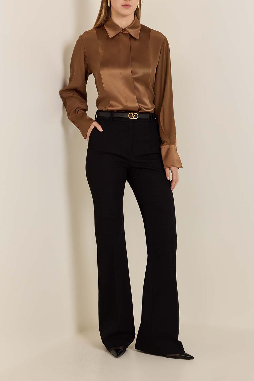 חולצה מכופתרת